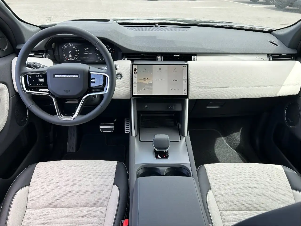 Land Rover Discovery Sport снимка Land Rover Discovery Sport
