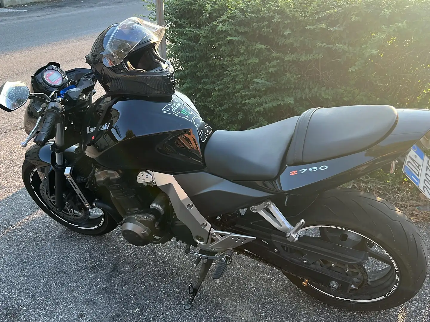 Kawasaki Z 750 Noir - 2