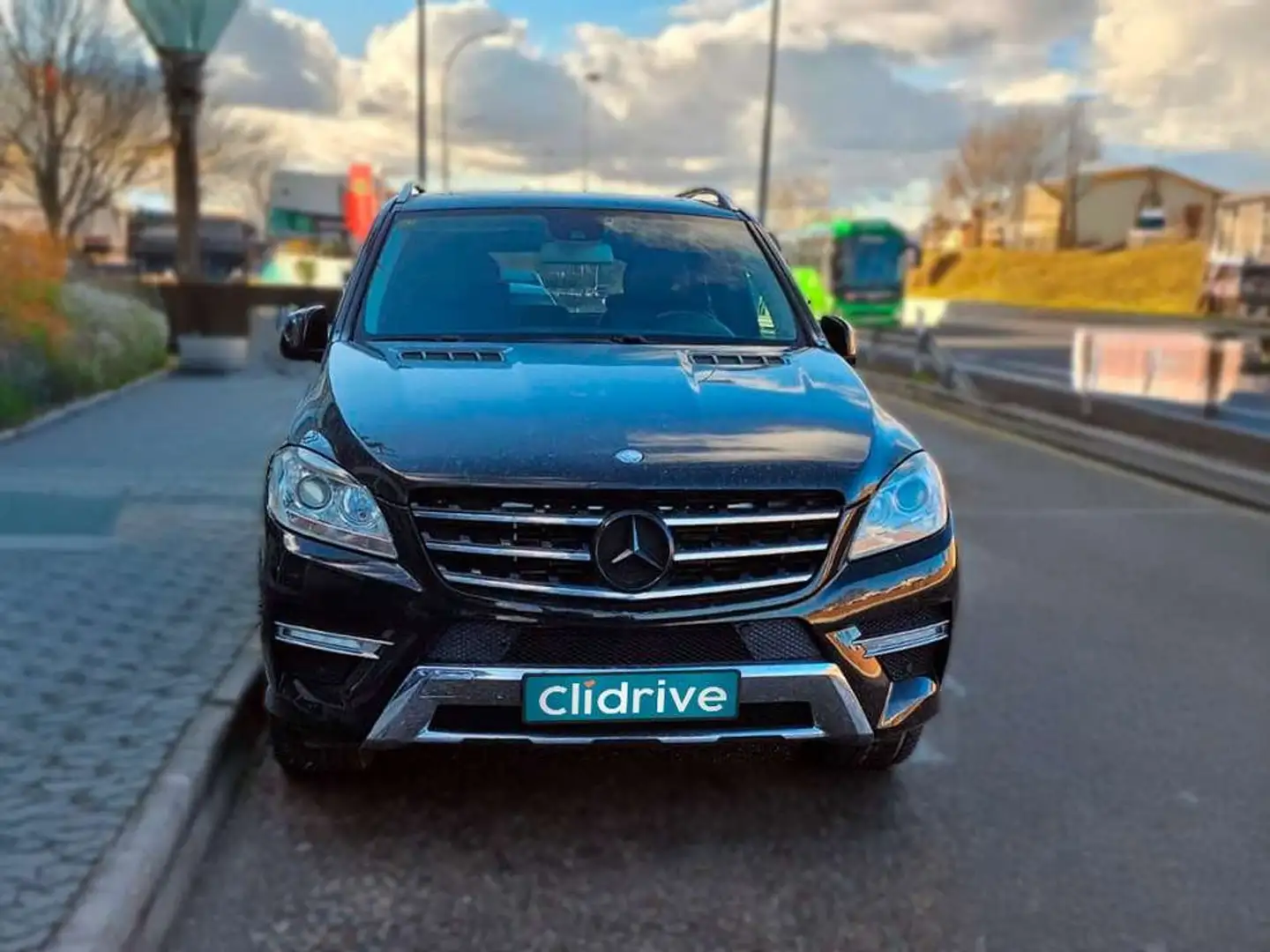 Mercedes-Benz ML 320 350 BlueTEC 4MATIC Negro - 2