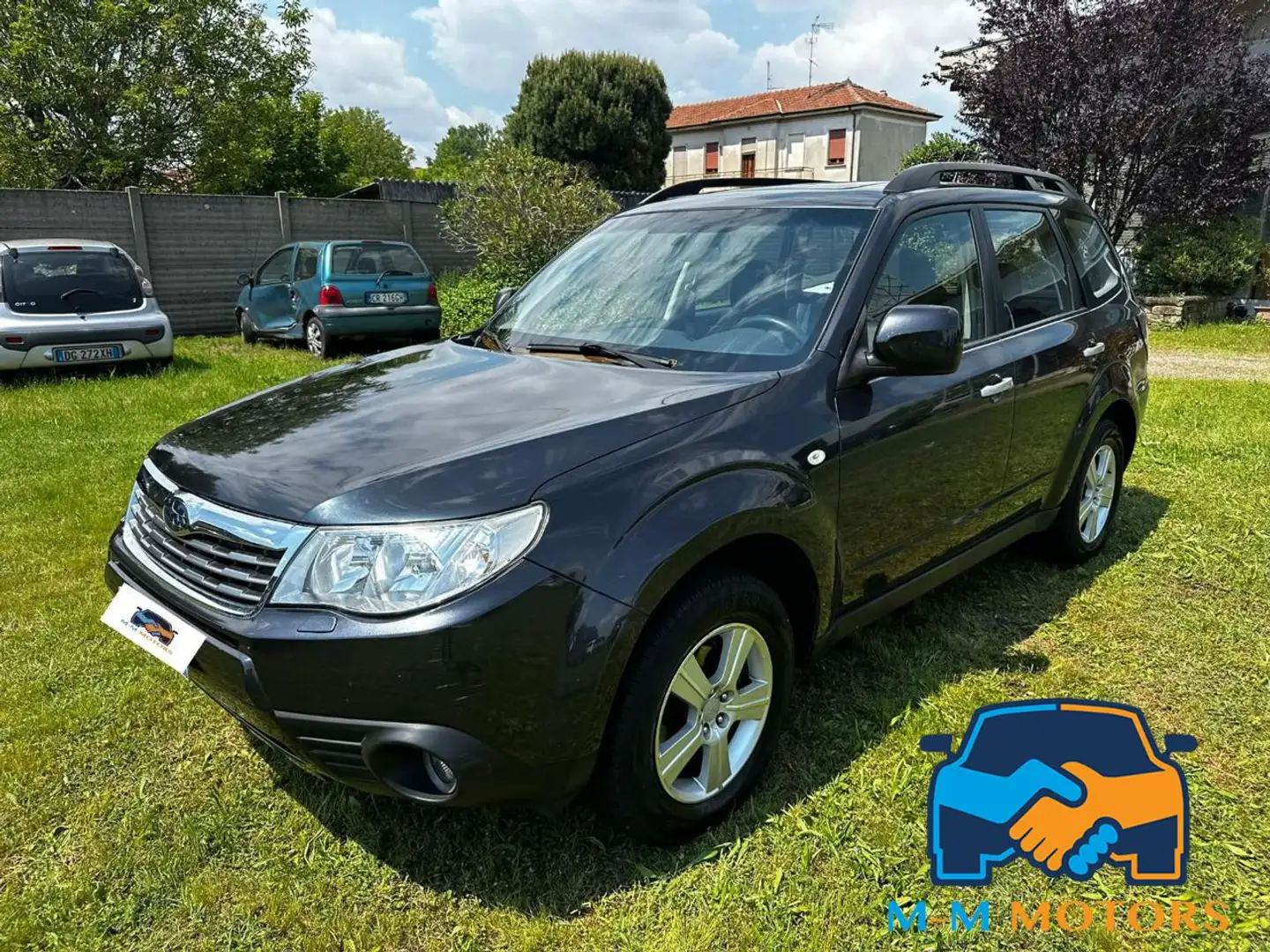 Subaru Forester 2.0X Bi-Fuel CON GARANZIA Gris - 1