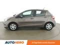 Toyota Yaris 1.5 Hybrid Dynamic Gris - thumbnail 3