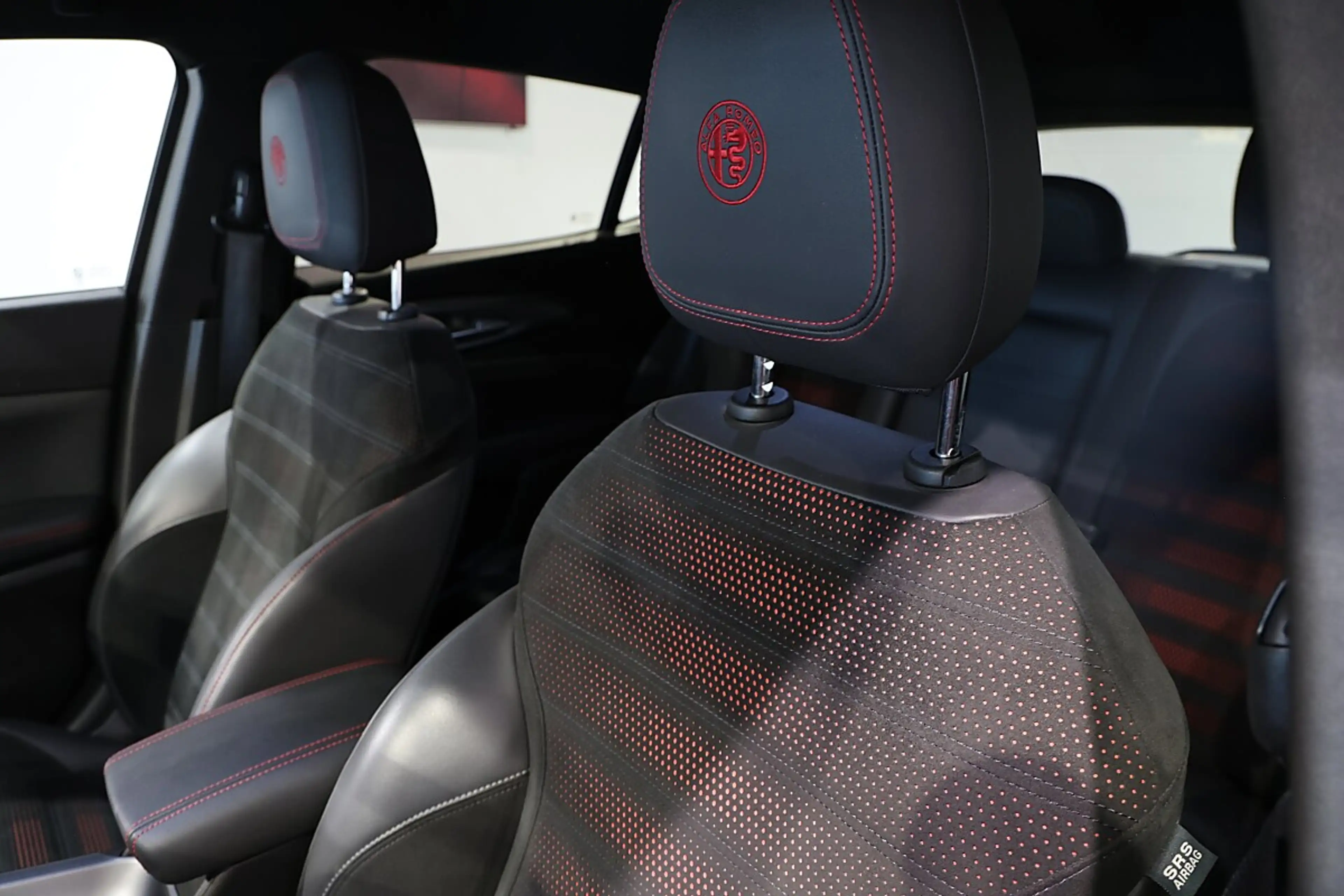 Alfa Romeo Tonale Edizione Speciale 1.5 T4 48V MHEV DCT — photo 10