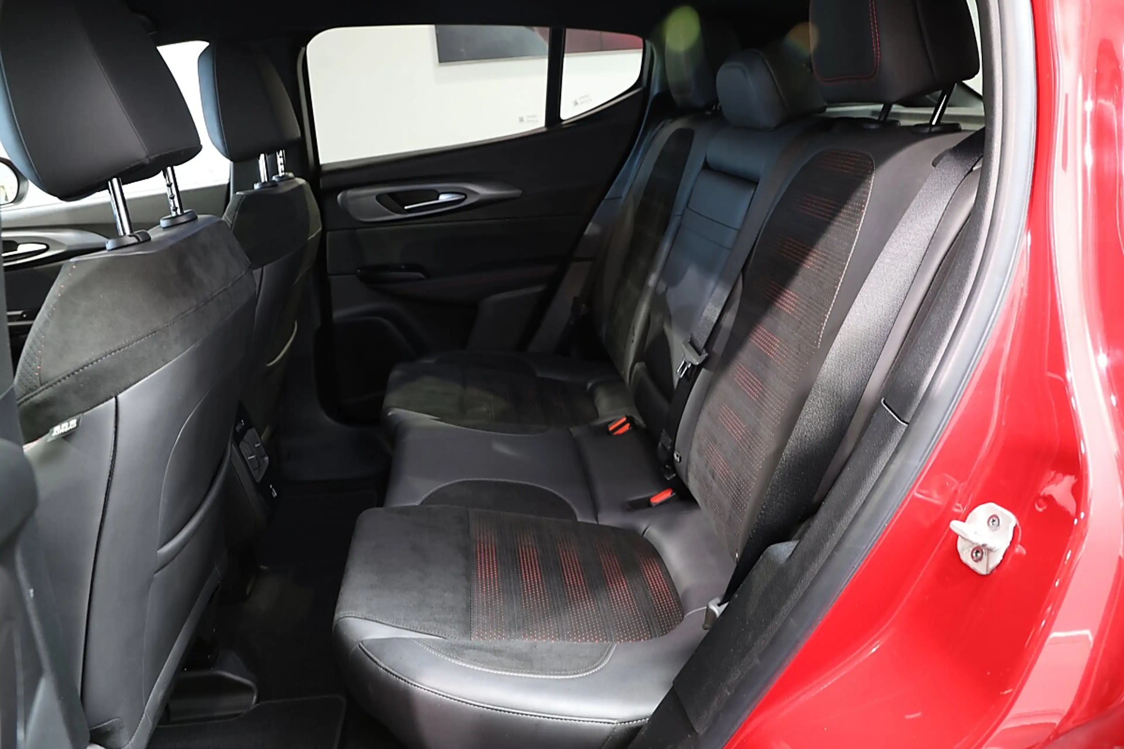 Alfa Romeo Tonale Edizione Speciale 1.5 T4 48V MHEV DCT — photo 12