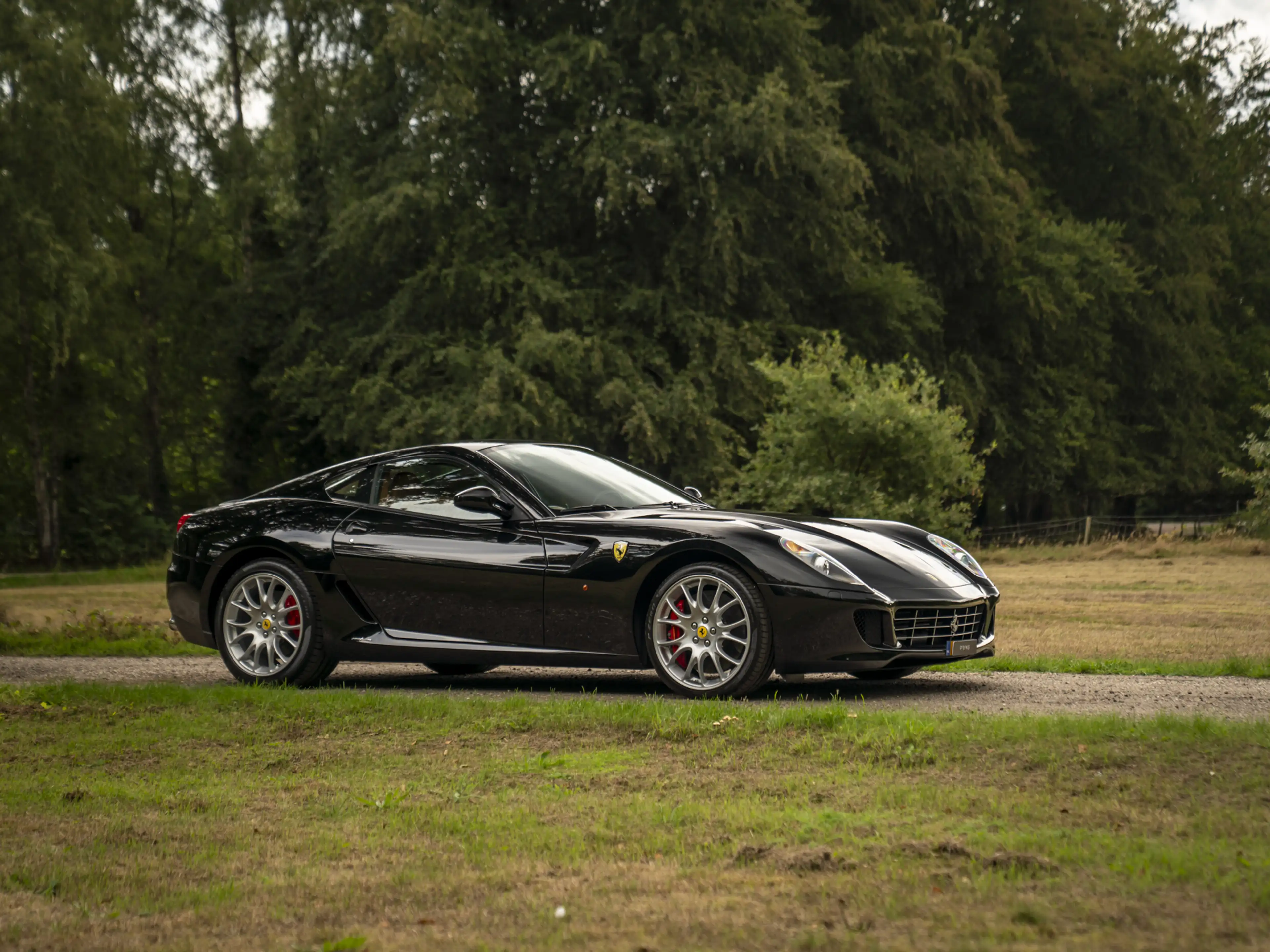 Ferrari 599 6.0 GTB Fiorano F1 | Top condition | Carbon seats — photo 3