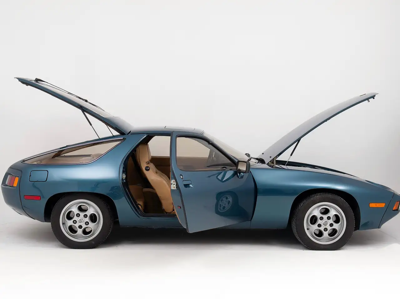 Porsche 928 4.5 Coupé, foto 3