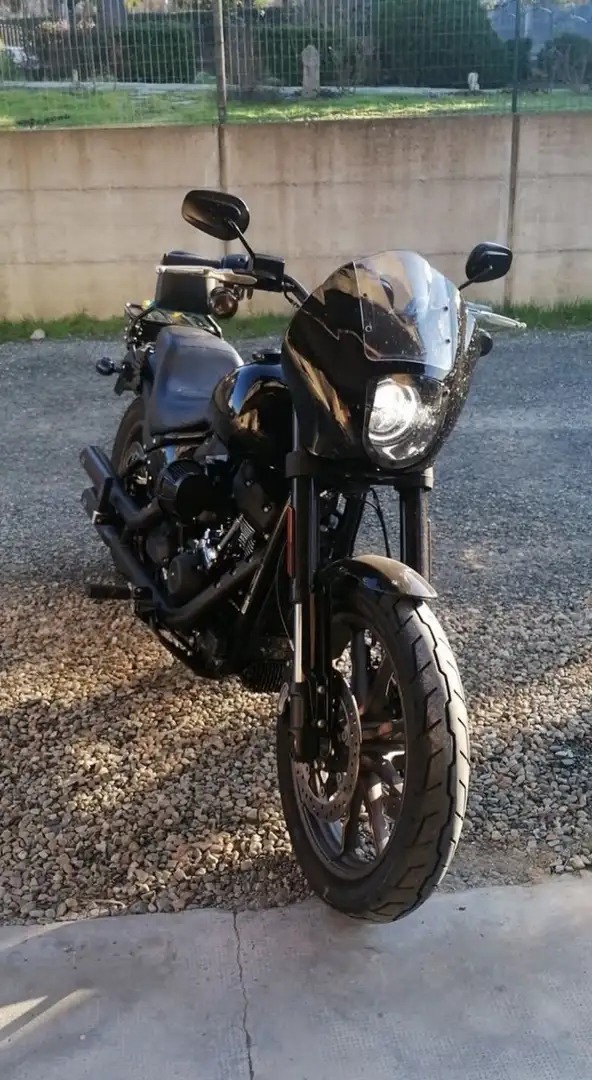 Harley-Davidson Lowrider S Schwarz - 1