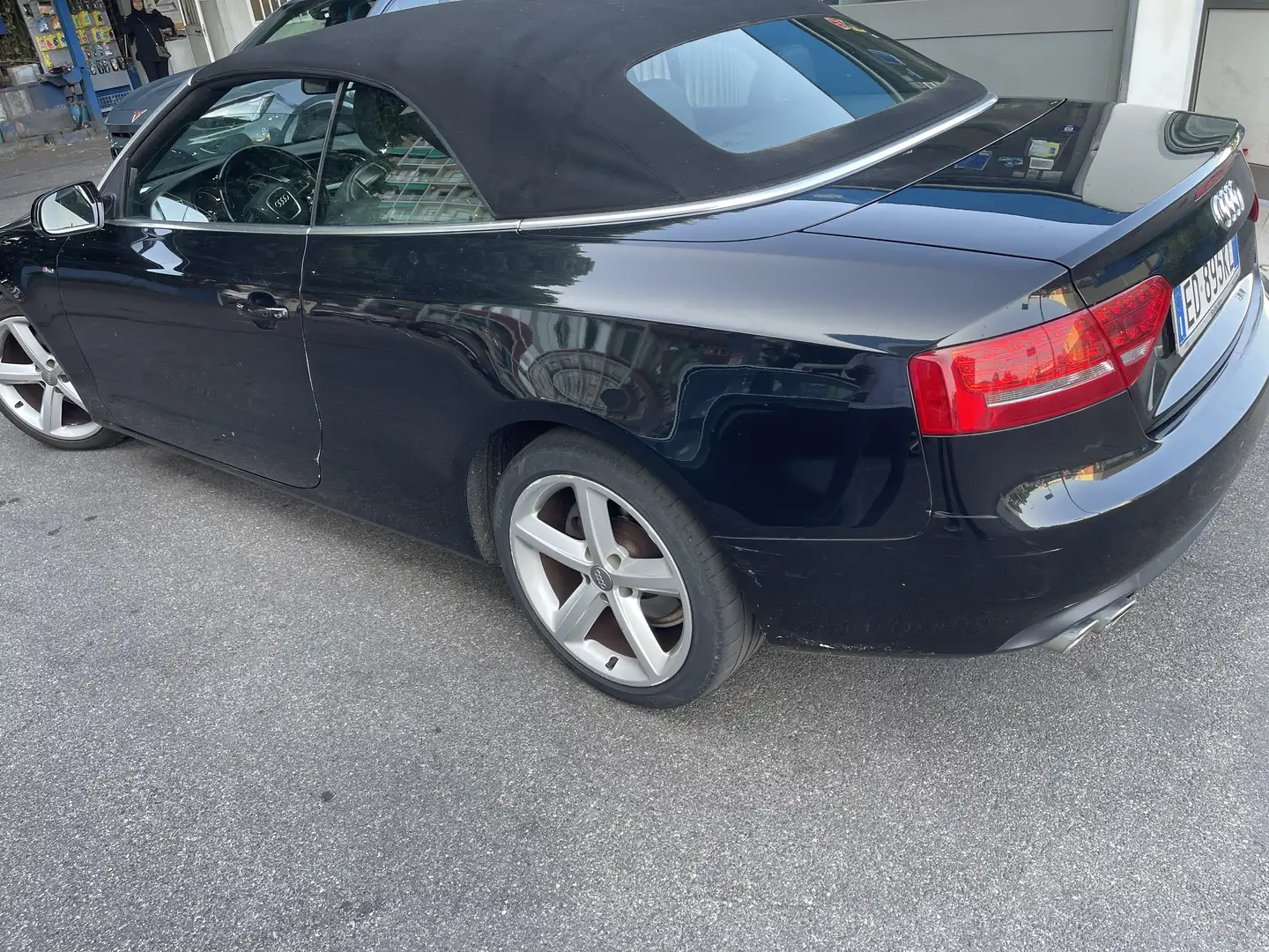 Audi A5 Cabrio 2.0 tdi fap s-line - 2