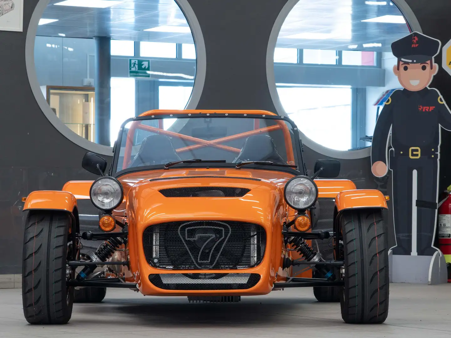 Caterham Seven SV 340R SV Orange - 2