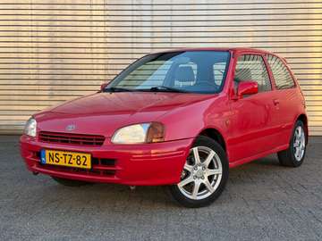 Toyota Starlet 1.3 XLi 16V 1996 Rood
