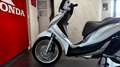 Piaggio Medley 125 Weiß - thumbnail 9