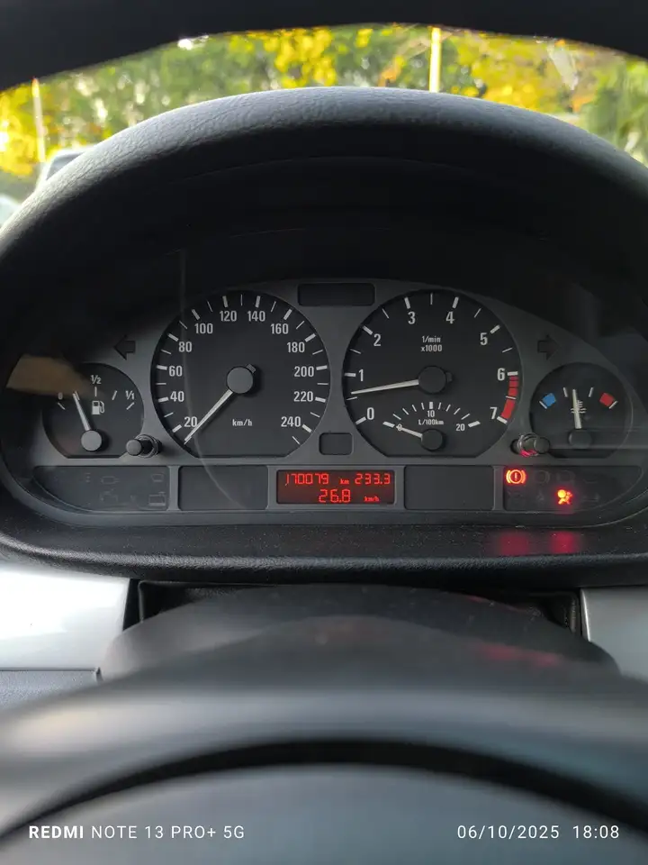 BMW 320i Eletta, foto 3