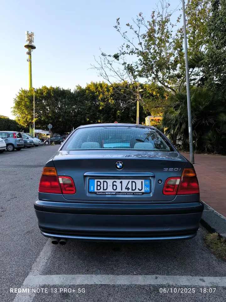 BMW 320i Eletta, foto 2
