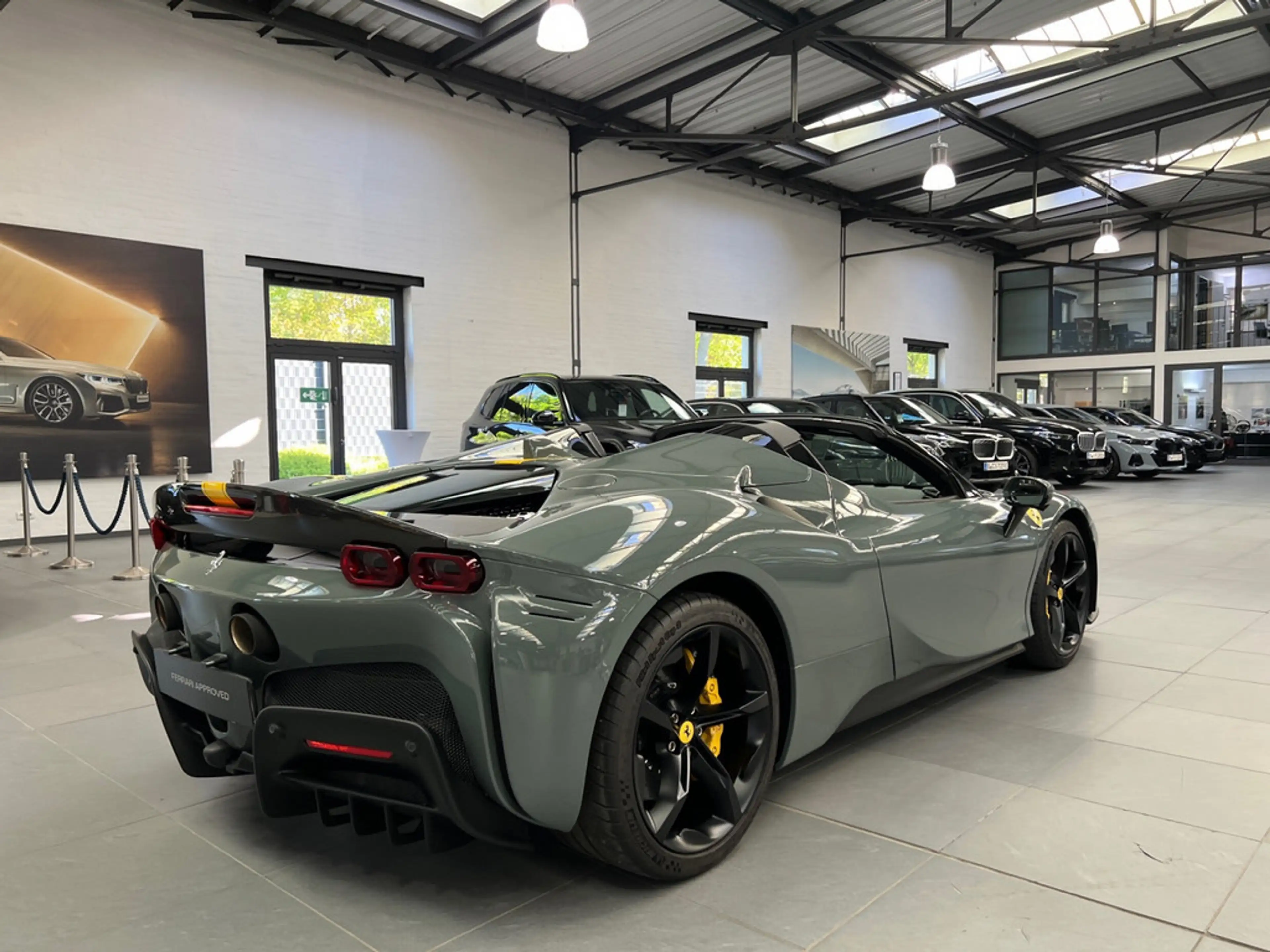 Ferrari SF90 Spider Assetto Fiorano Paket 2025 — photo 12
