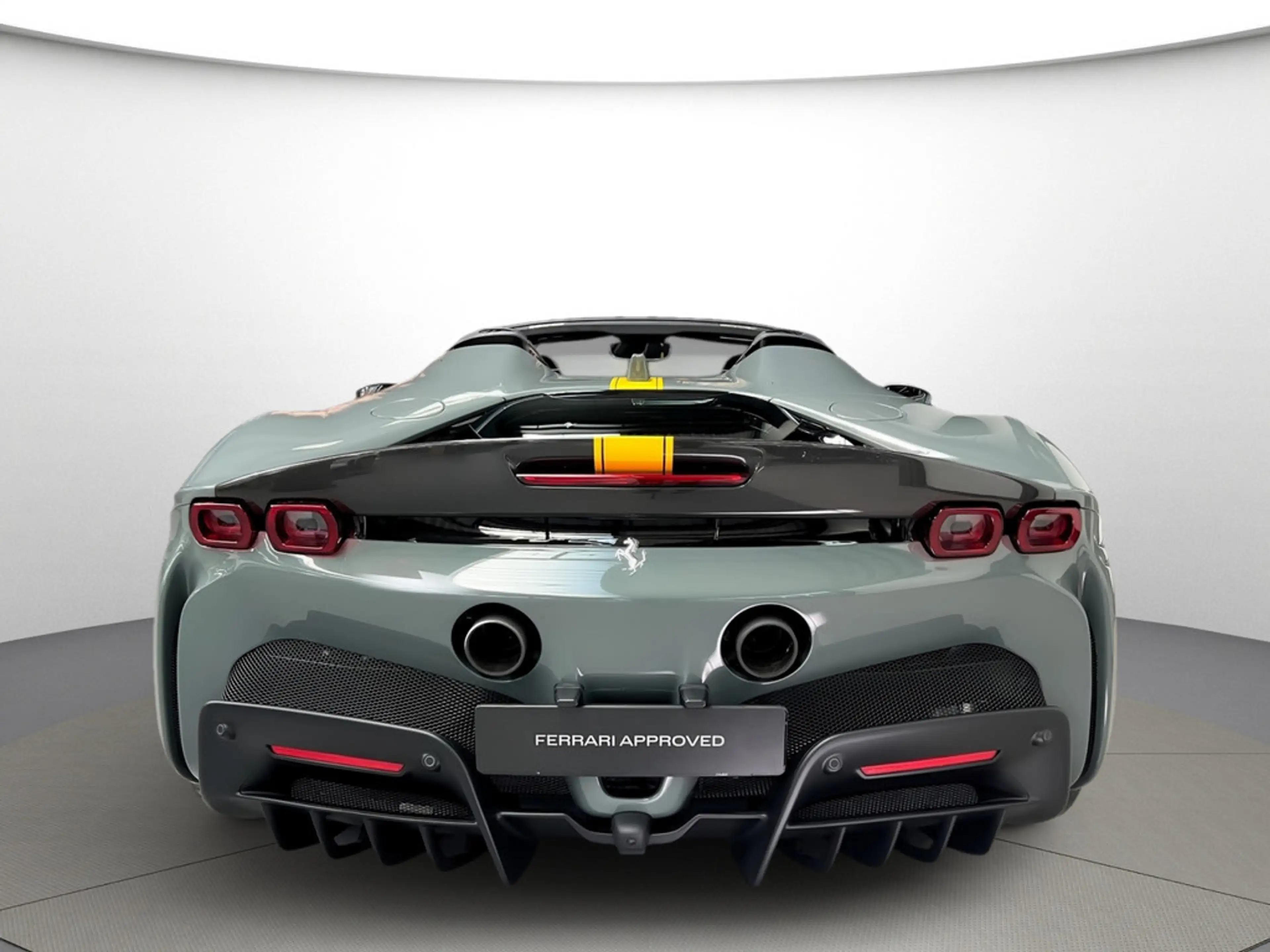 Ferrari SF90 Spider Assetto Fiorano Paket 2025 — photo 9
