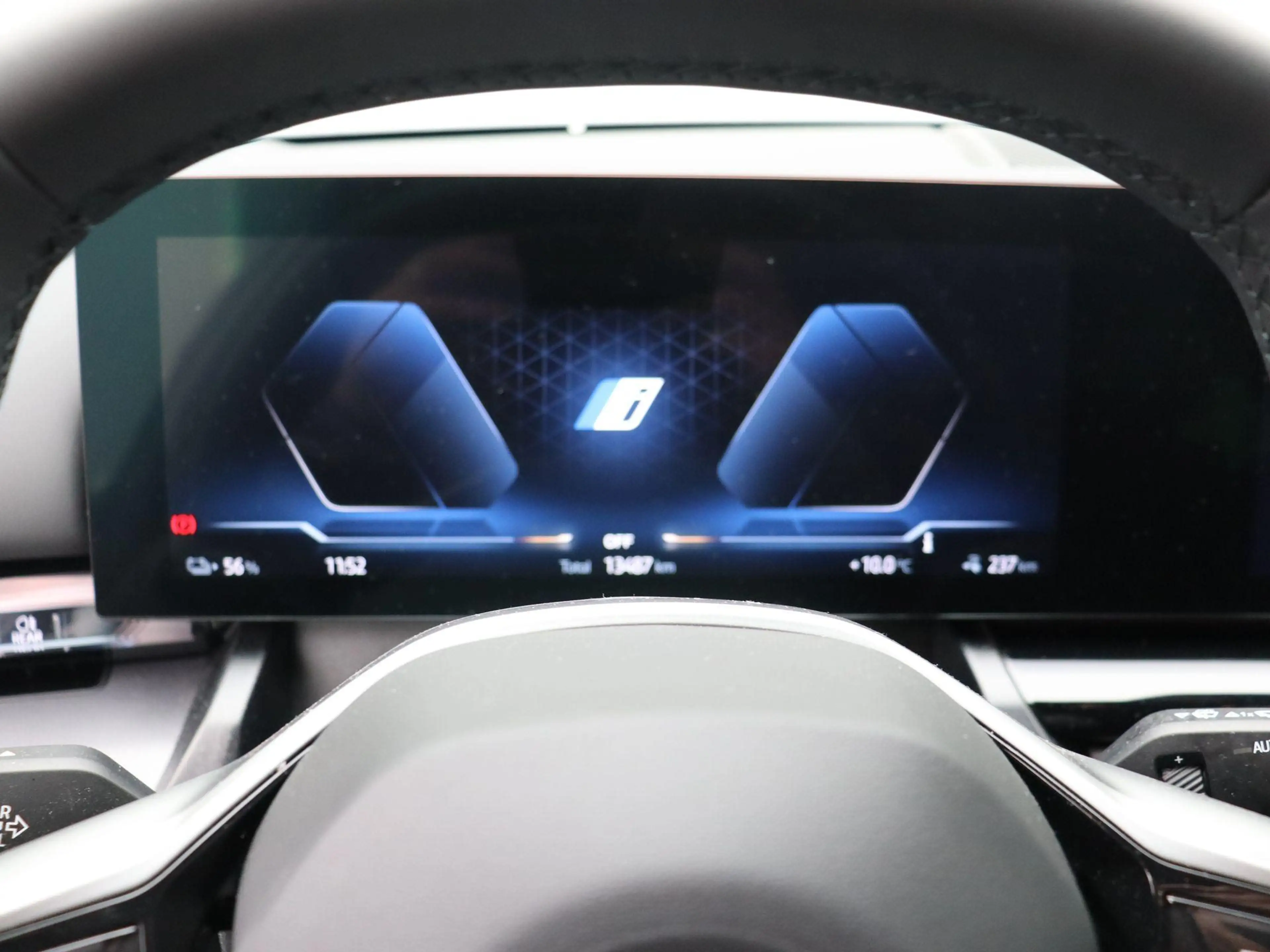 BMW i5 Touring eDrive40 250kW | SoH 95,77% | leder | verw — photo 15
