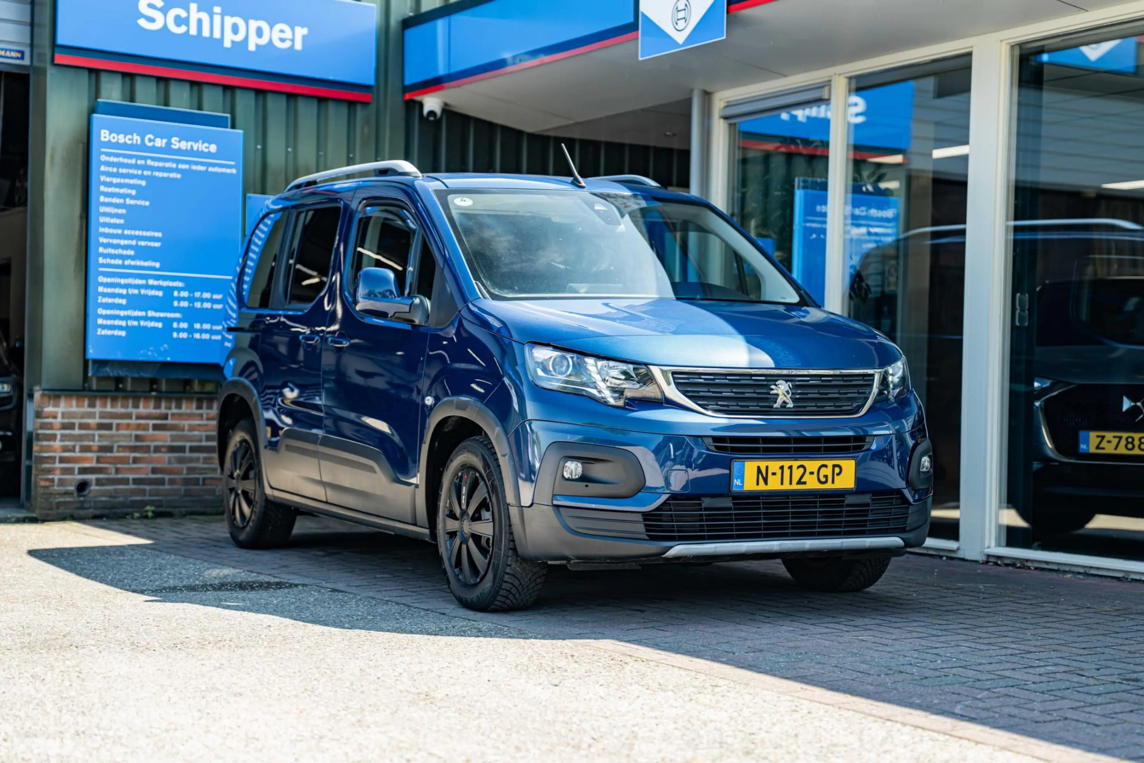 Peugeot Rifter 1.5 BlueHDI Allure — photo 2