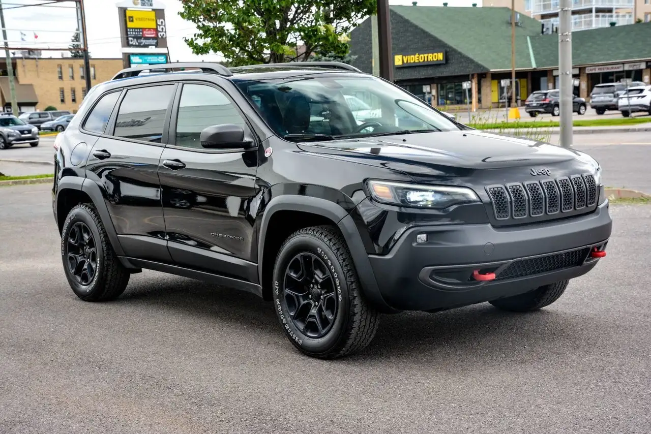 Jeep Cherokee photo Jeep Cherokee