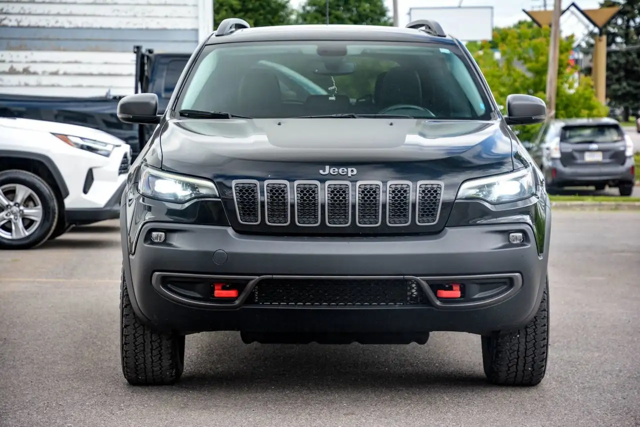 Jeep Cherokee photo Jeep Cherokee