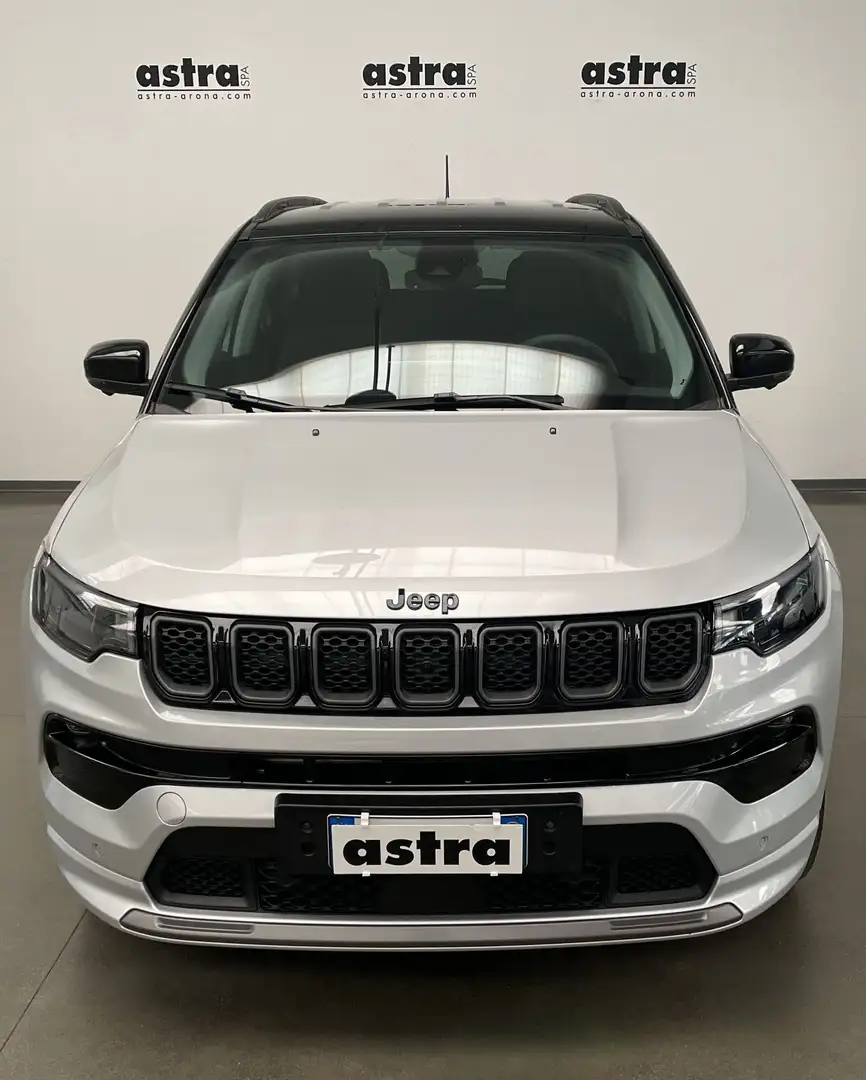 Jeep Compass Compass 1.3 Turbo T4 240 CV PHEV AT6 4xe S Gris - 2