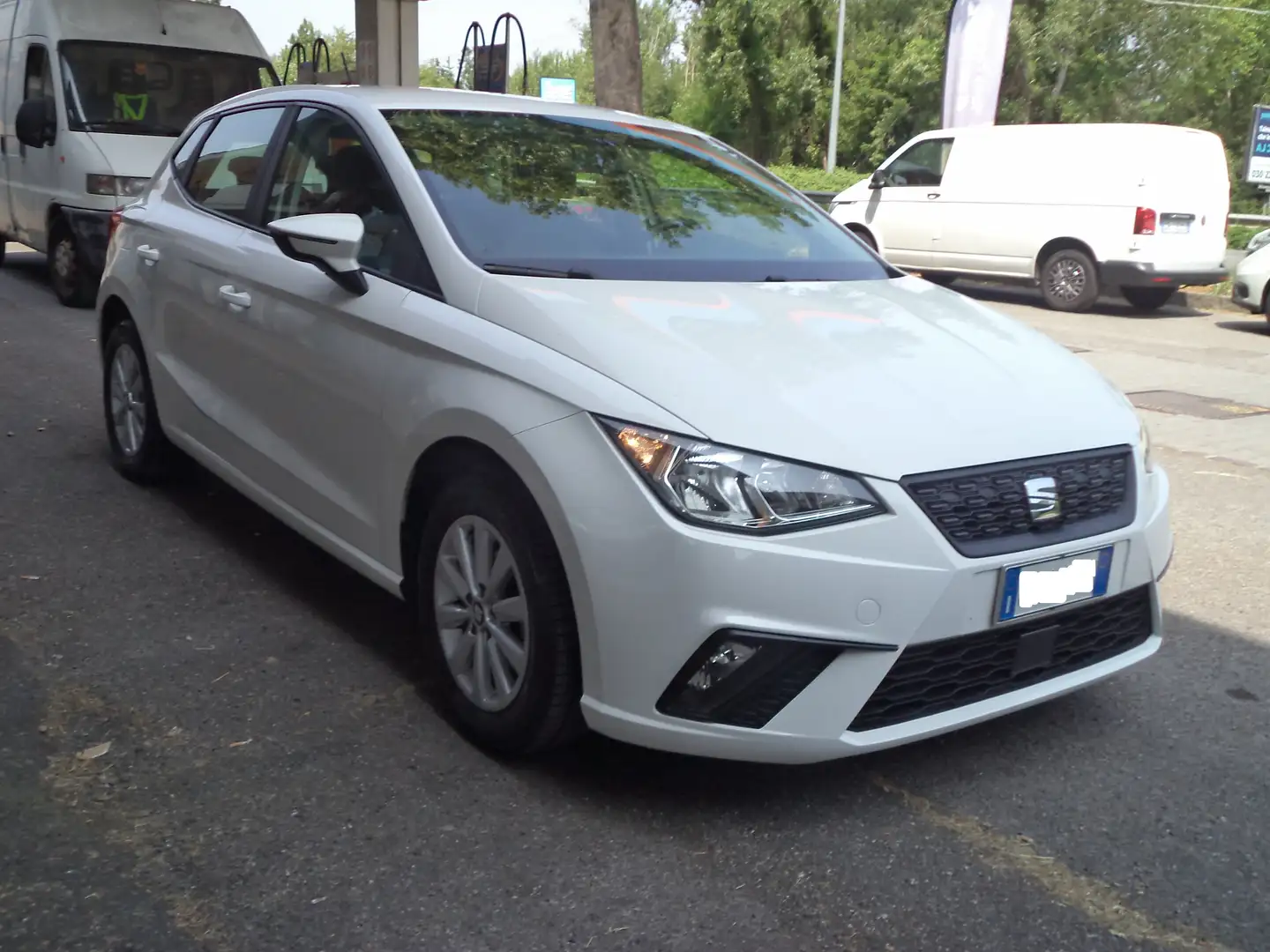 SEAT Ibiza Ibiza 1.0 tgi FR 90cv OK NEOPATENTATI Bianco - 1