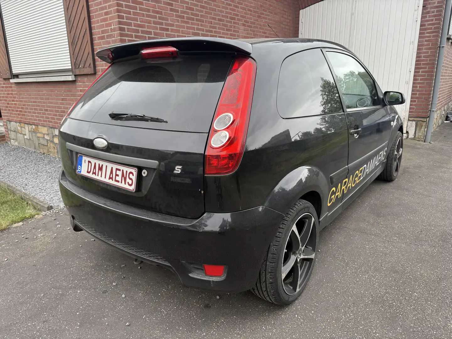 Ford Fiesta 1.6 TDCI Sport - 1