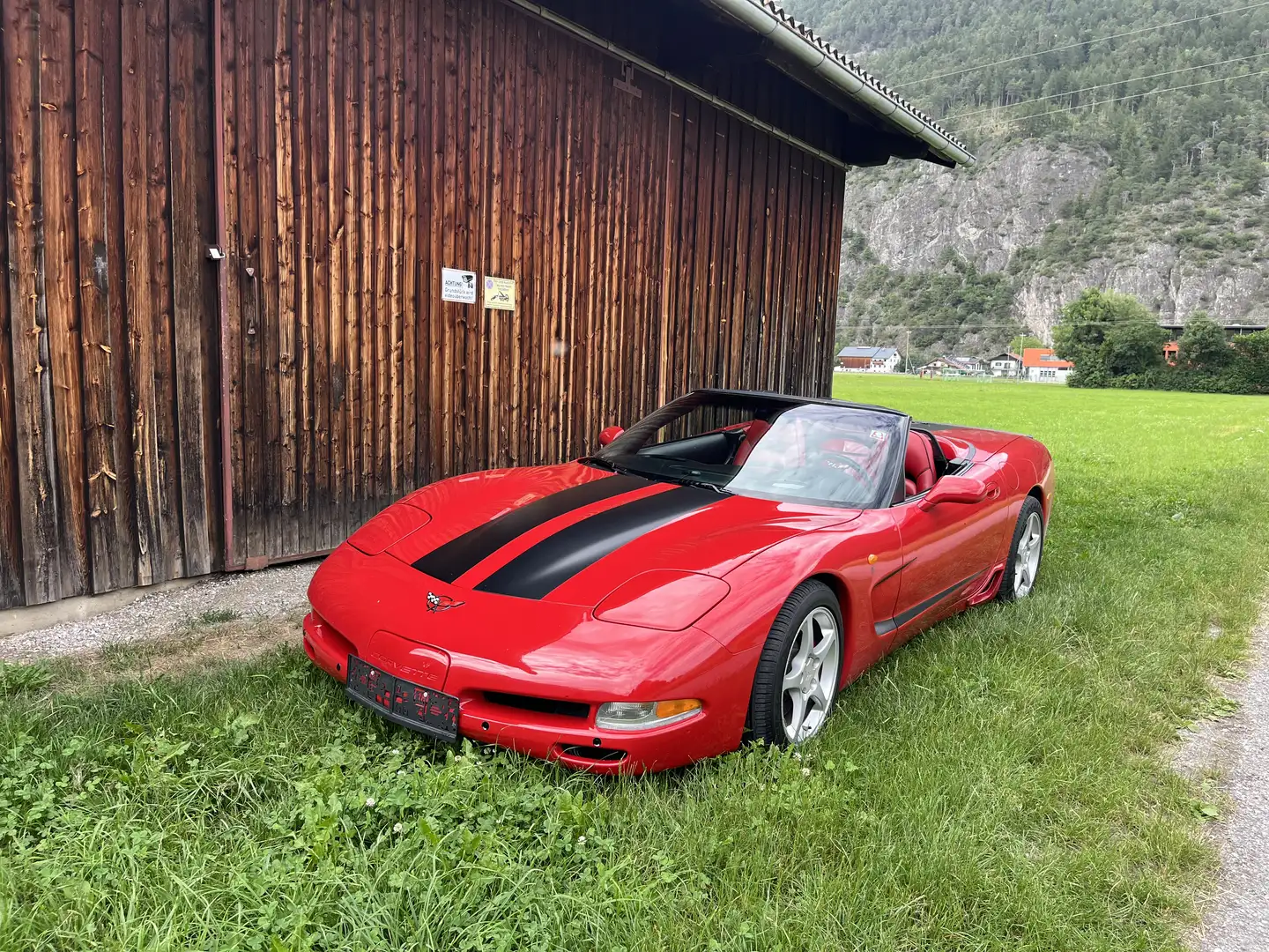 Chevrolet Corvette Convertible - 2
