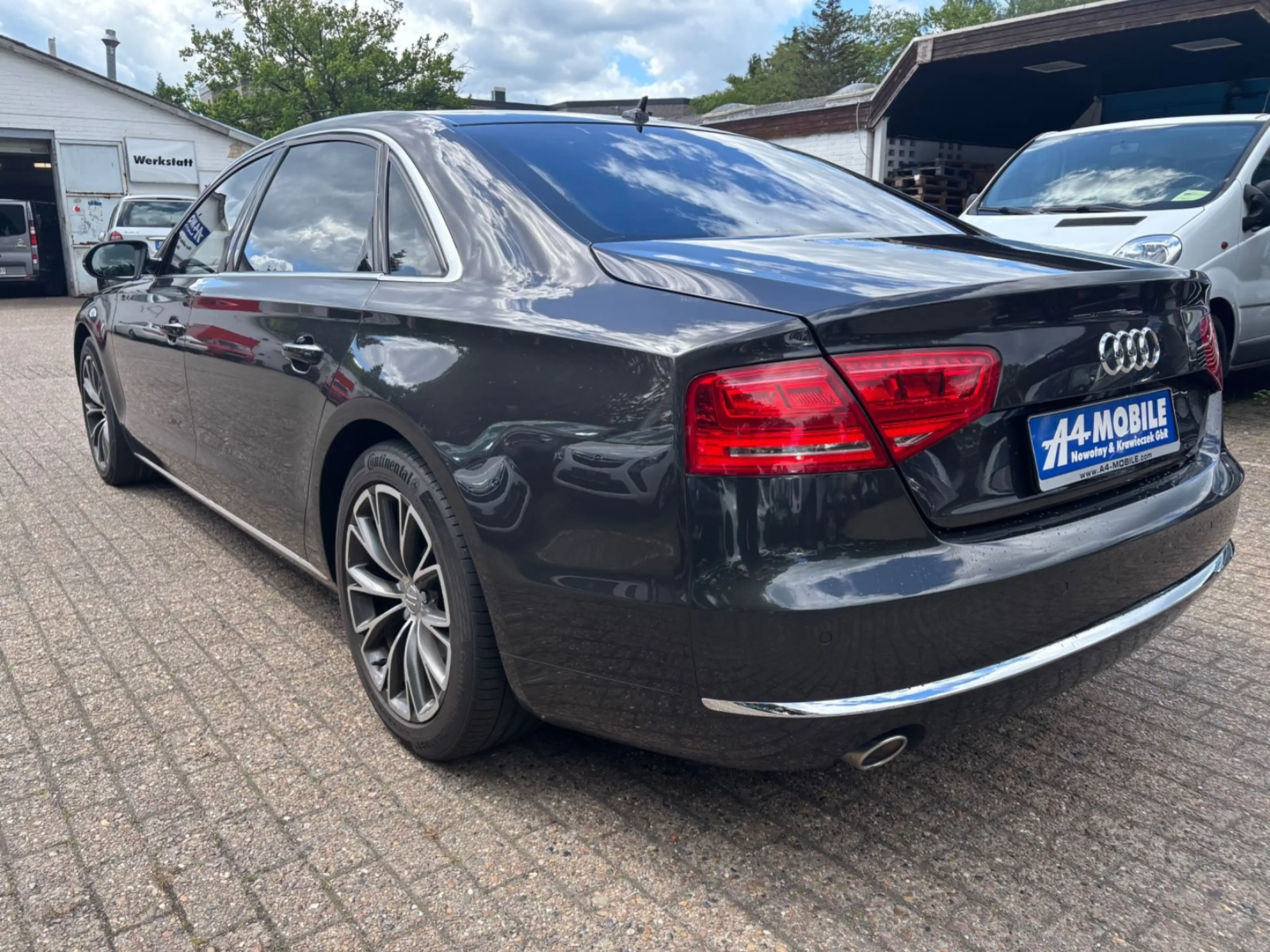 Audi A8 3.0 TDI quattro Lang Leder Navi Bi-Xenon 5-Si — photo 3
