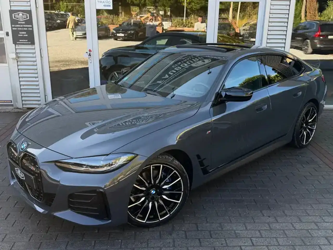 BMW i4