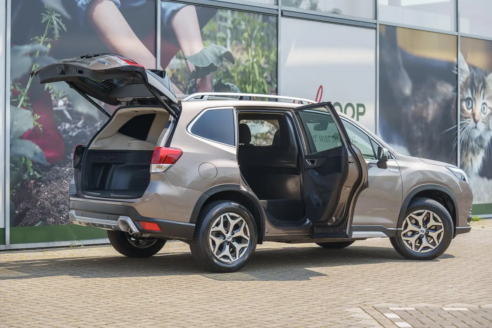 Subaru Forester 2.0 AWD Luxury Van | NIEUW | Grijs kenteken | Geen - 2