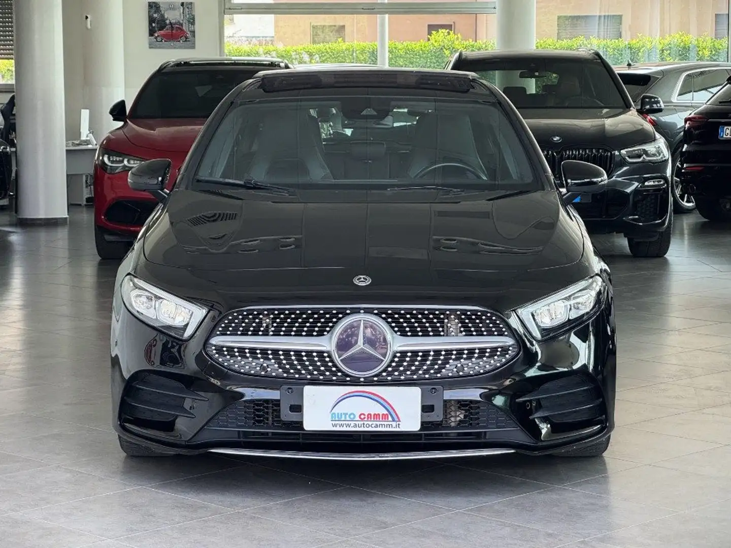 Mercedes-Benz A 250 Automatic Premium AMG TETTO APRIBILE Negro - 2