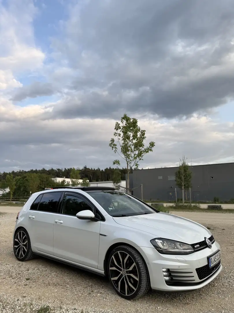 Volkswagen Golf GTD Blanc - 2