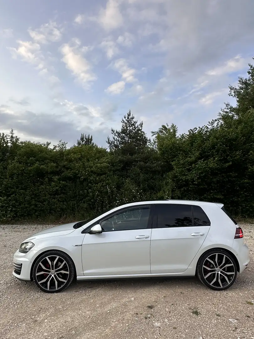 Volkswagen Golf GTD Blanc - 1