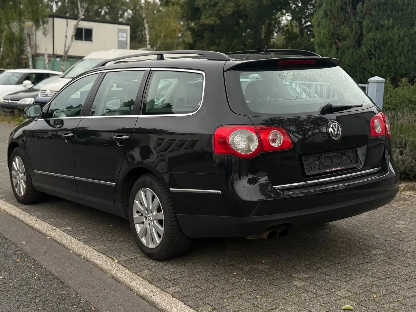 Volkswagen Passat Variant Comfortline/TÜV-10.2027/DIESEL 2L/ Schwarz - 2