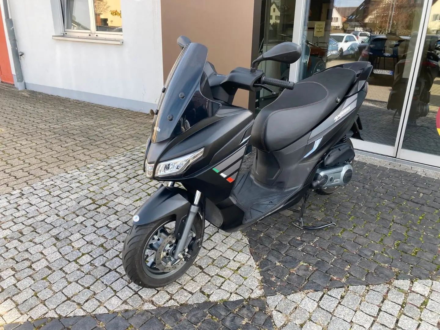 Aprilia SXR 50 Fekete - 2