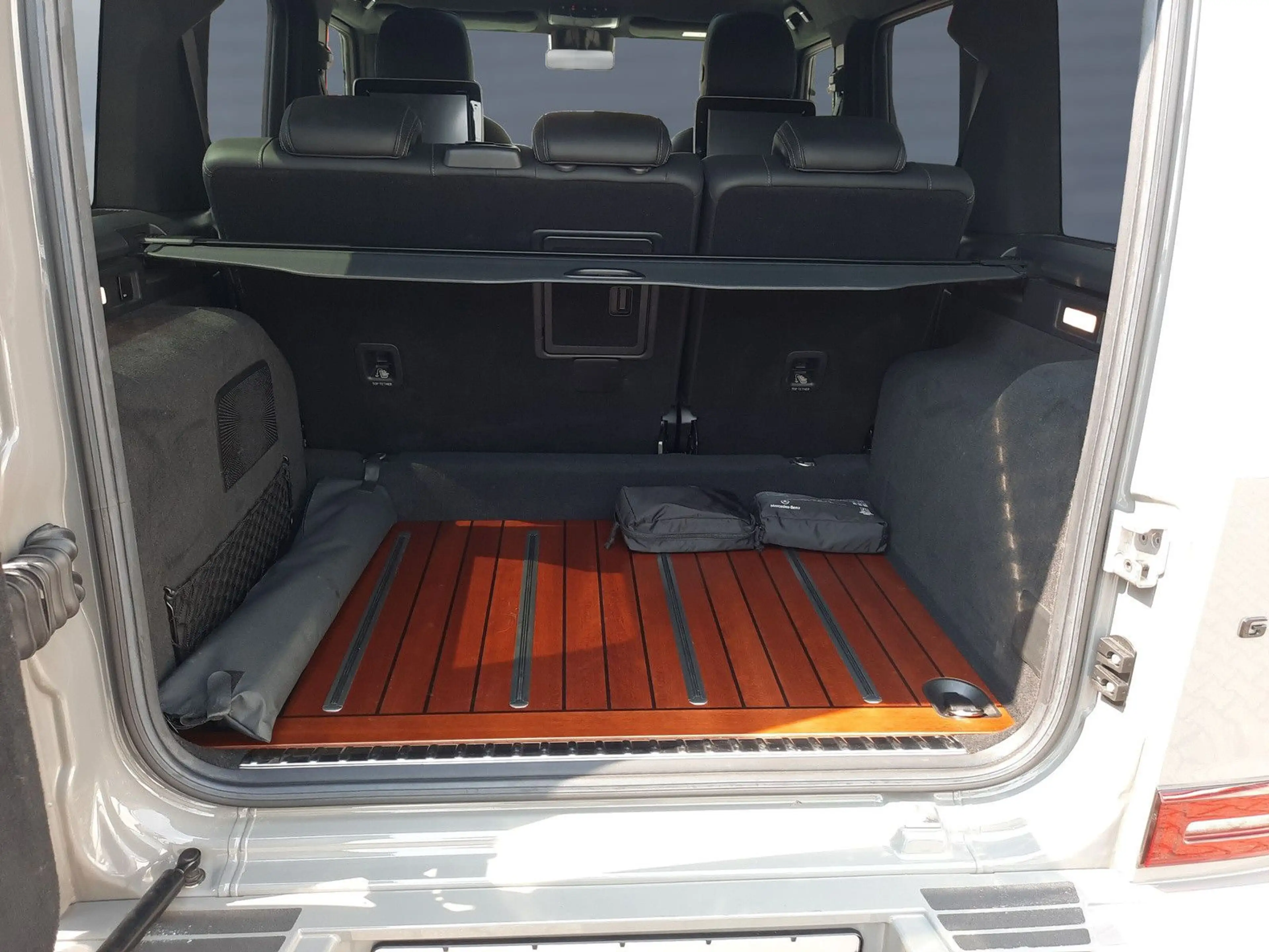 Mercedes-Benz G 63 AMG Burmester Sound Night Paket — photo 10