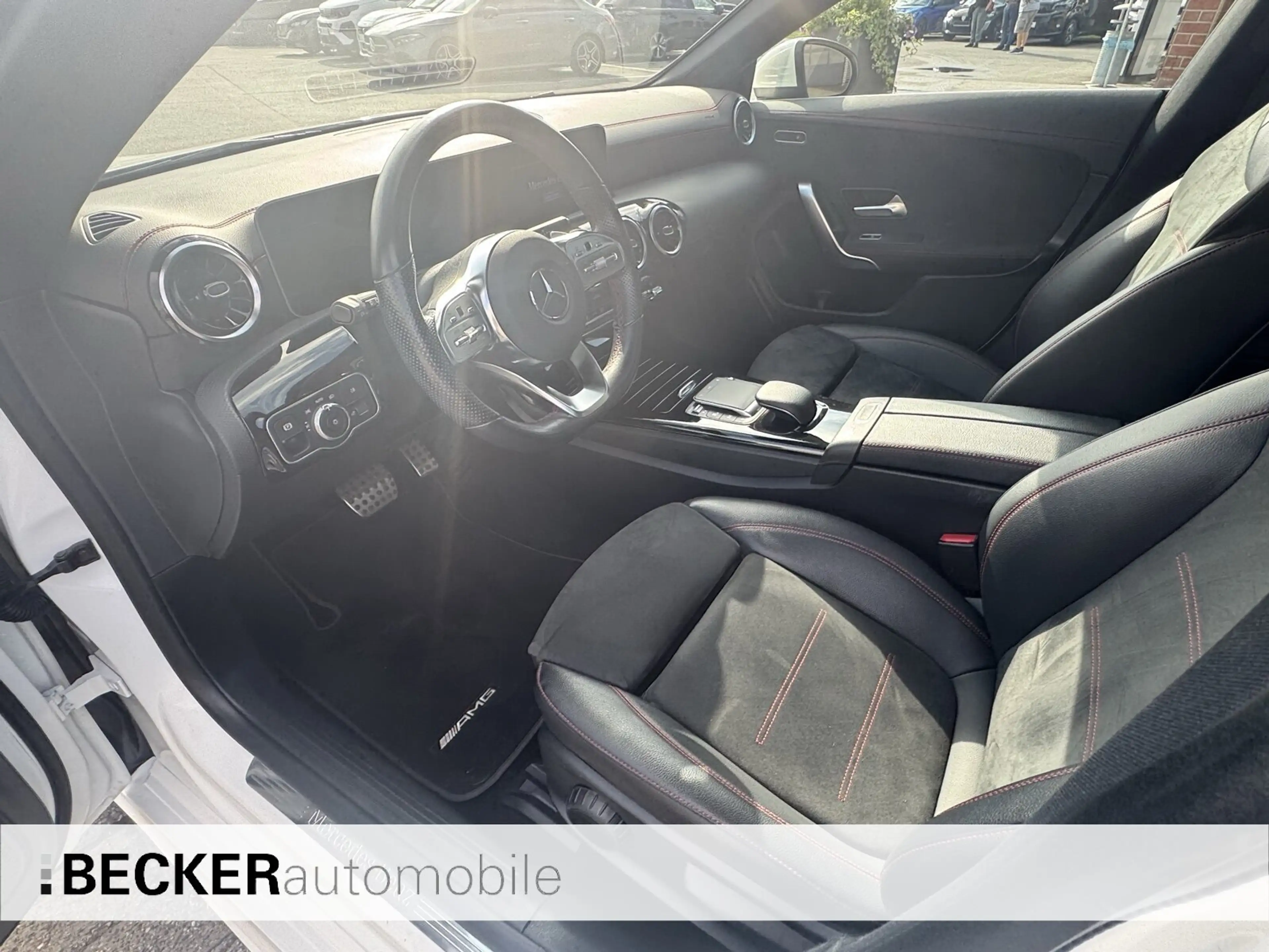Mercedes-Benz CLA 180 CLA 180 SB AMG PANORAMA MBUX LED HP CarPlay SHZ — photo 9