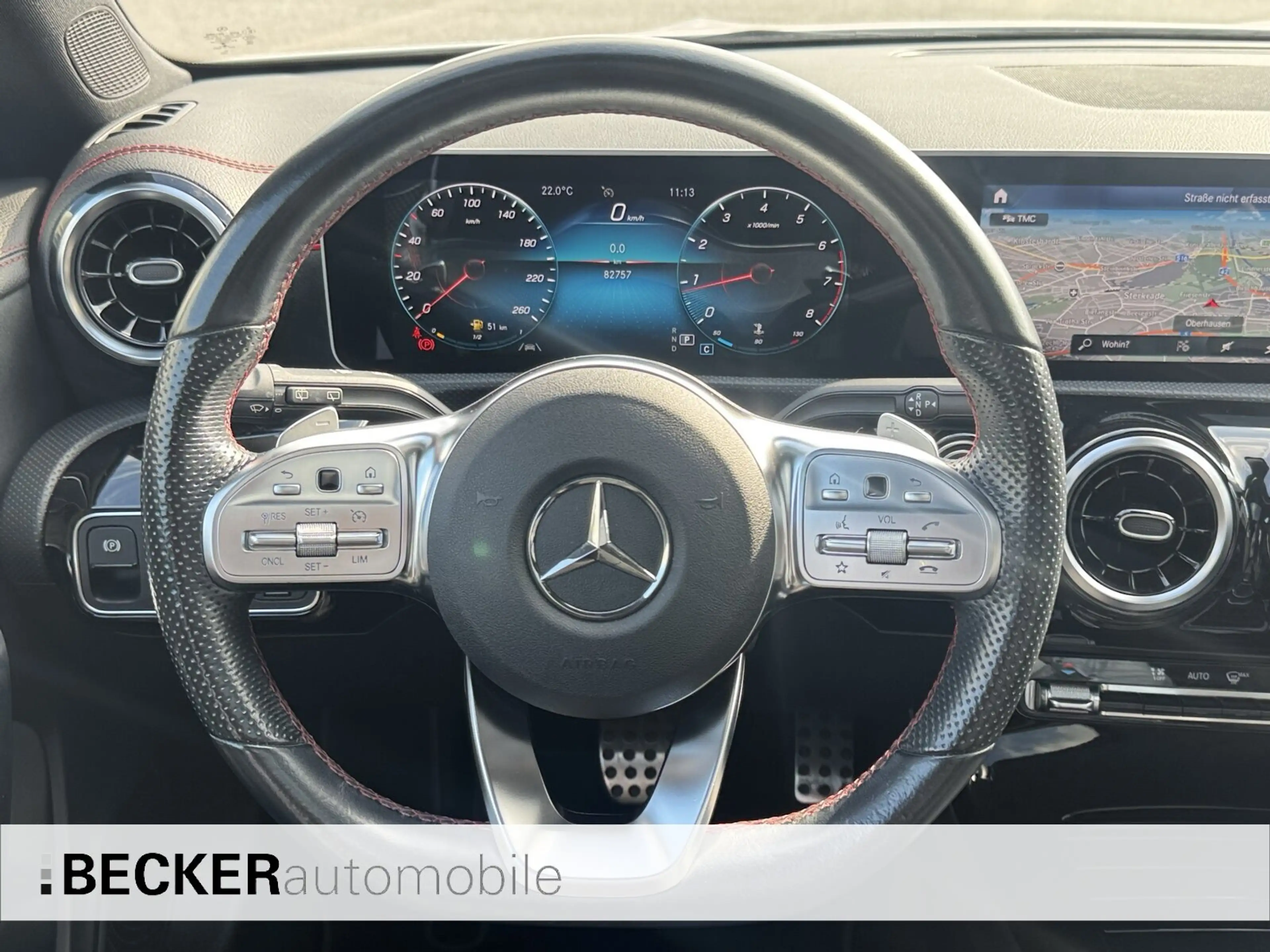 Mercedes-Benz CLA 180 CLA 180 SB AMG PANORAMA MBUX LED HP CarPlay SHZ — photo 13