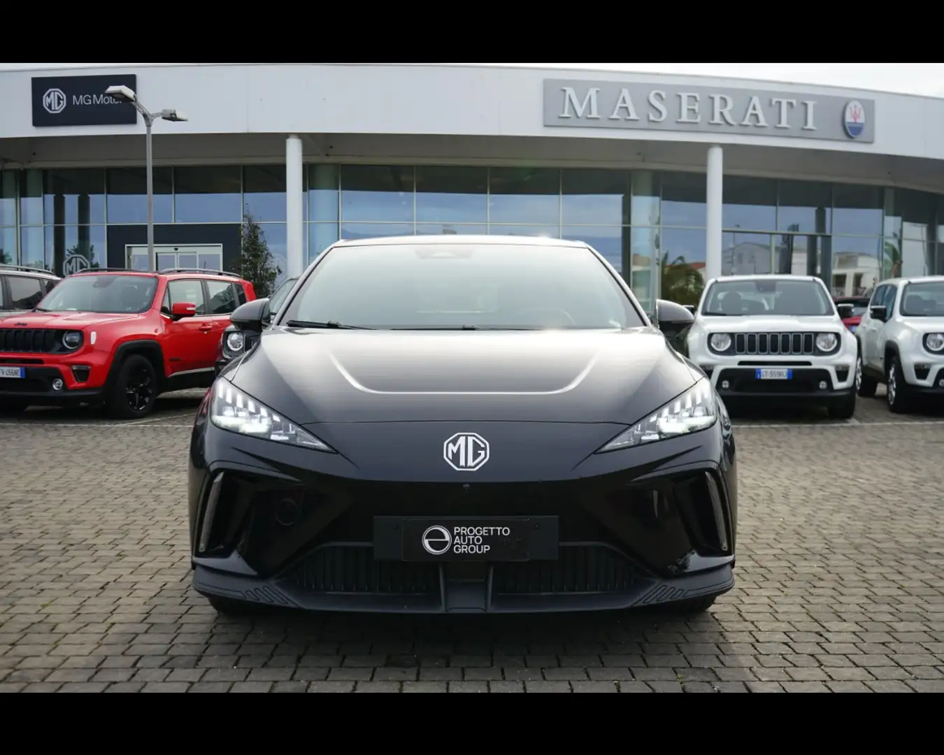 MG MG4 64kWh  Luxury Nero - 2