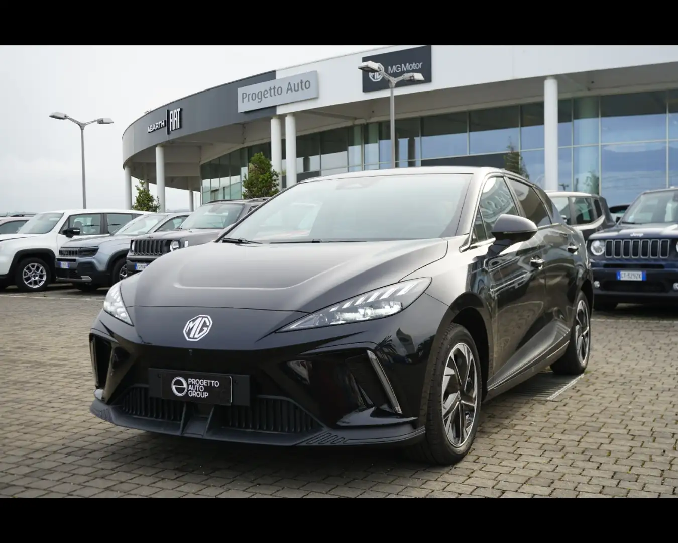 MG MG4 64kWh  Luxury Nero - 1