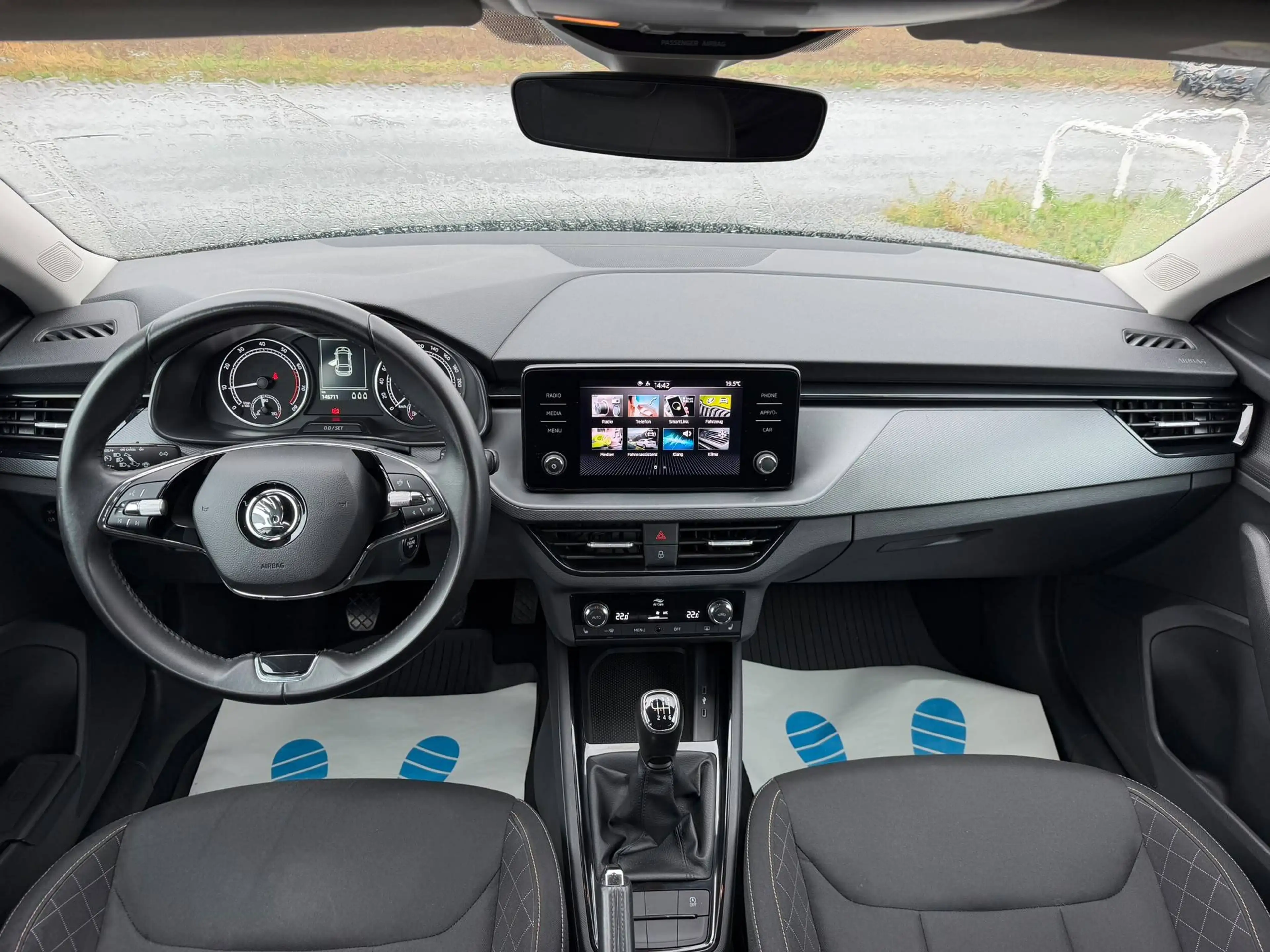 Skoda Scala 1.0 TSI Ambition — photo 13