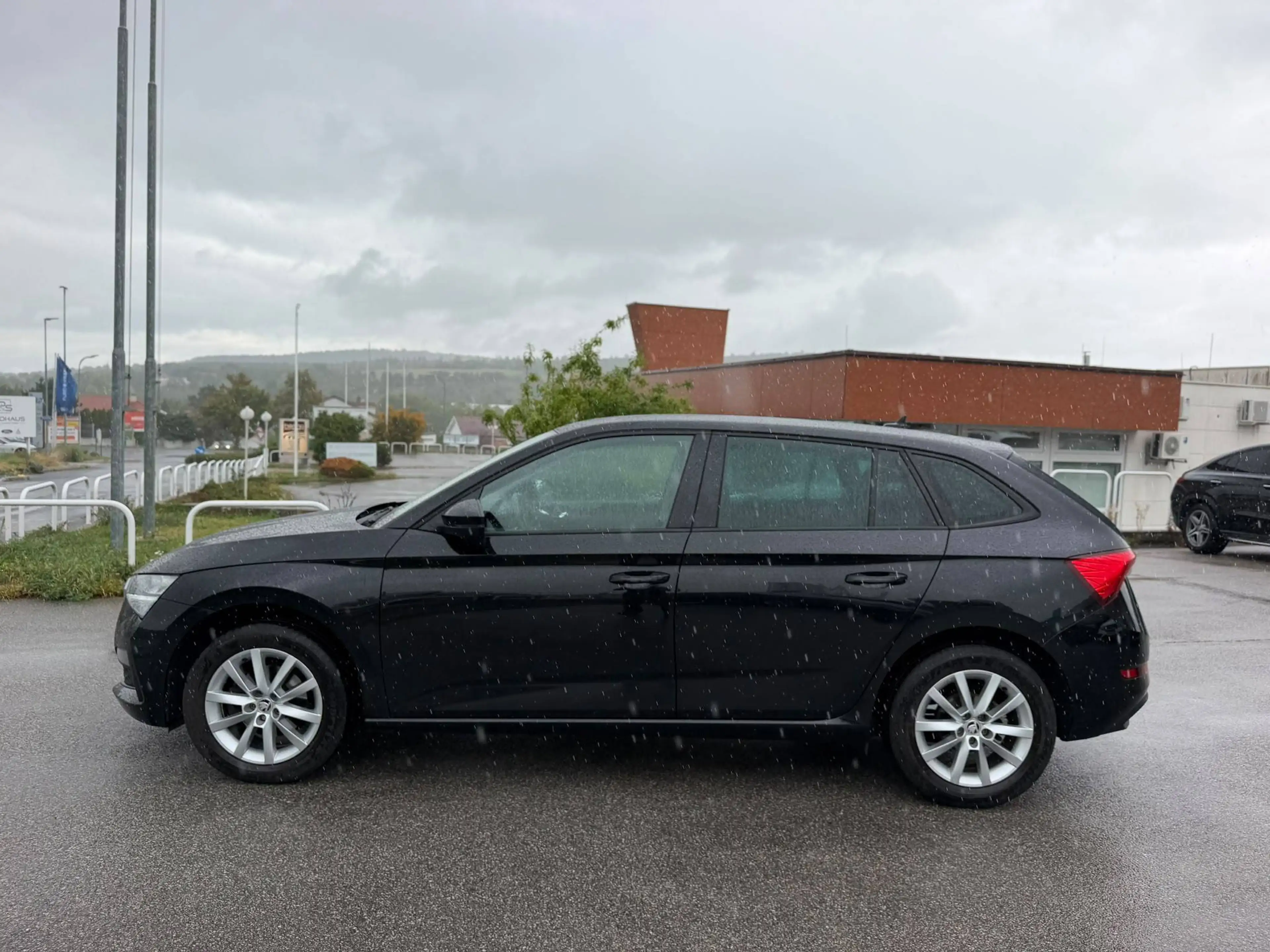 Skoda Scala 1.0 TSI Ambition — photo 7
