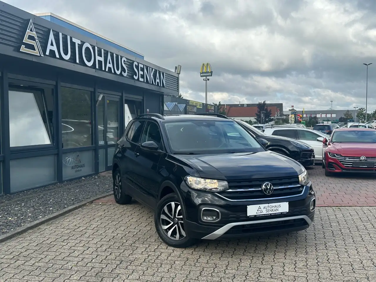 Volkswagen T-Cross 1.5 TSI DSG Active*NAVI*ACC*CARPLAY*16" — photo 1 of 33