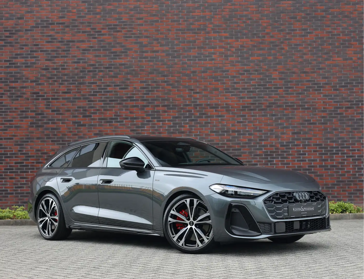 Audi A5 Avant 2.0 e-hybrid Quattro | Pass.Disp - HUD - Pan Grijs - 1