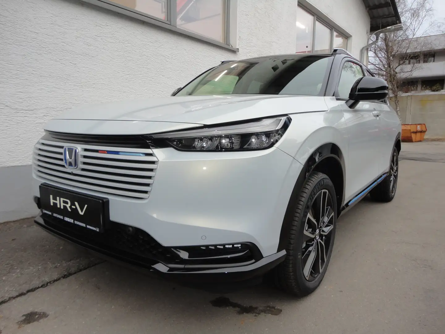 Honda HR-V HR-V 1,5 i-MMD Hybrid Advance Style Aut. Weiß - 1