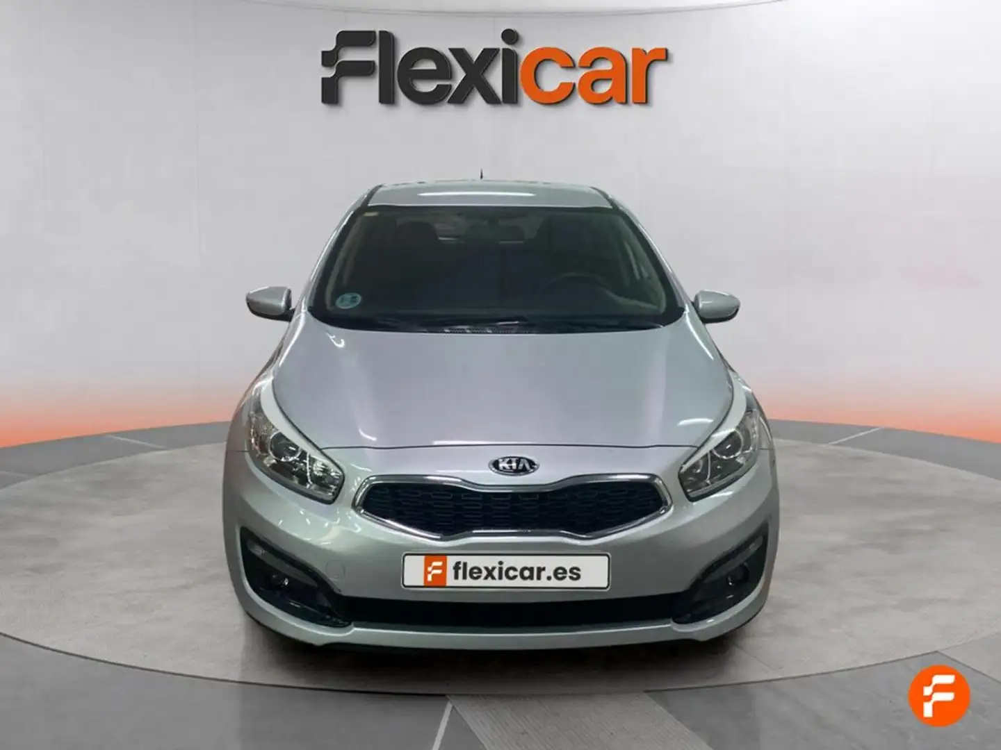 Kia Ceed / cee'd 1.4 CRDi WGT 90CV Concept Amarillo - 2