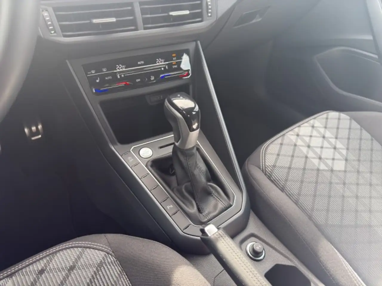 Volkswagen Taigo R-Line 1.5 TSI DSG IQ.LIGHT+NAVI+KAMERA+ Klima, миниатюра 10