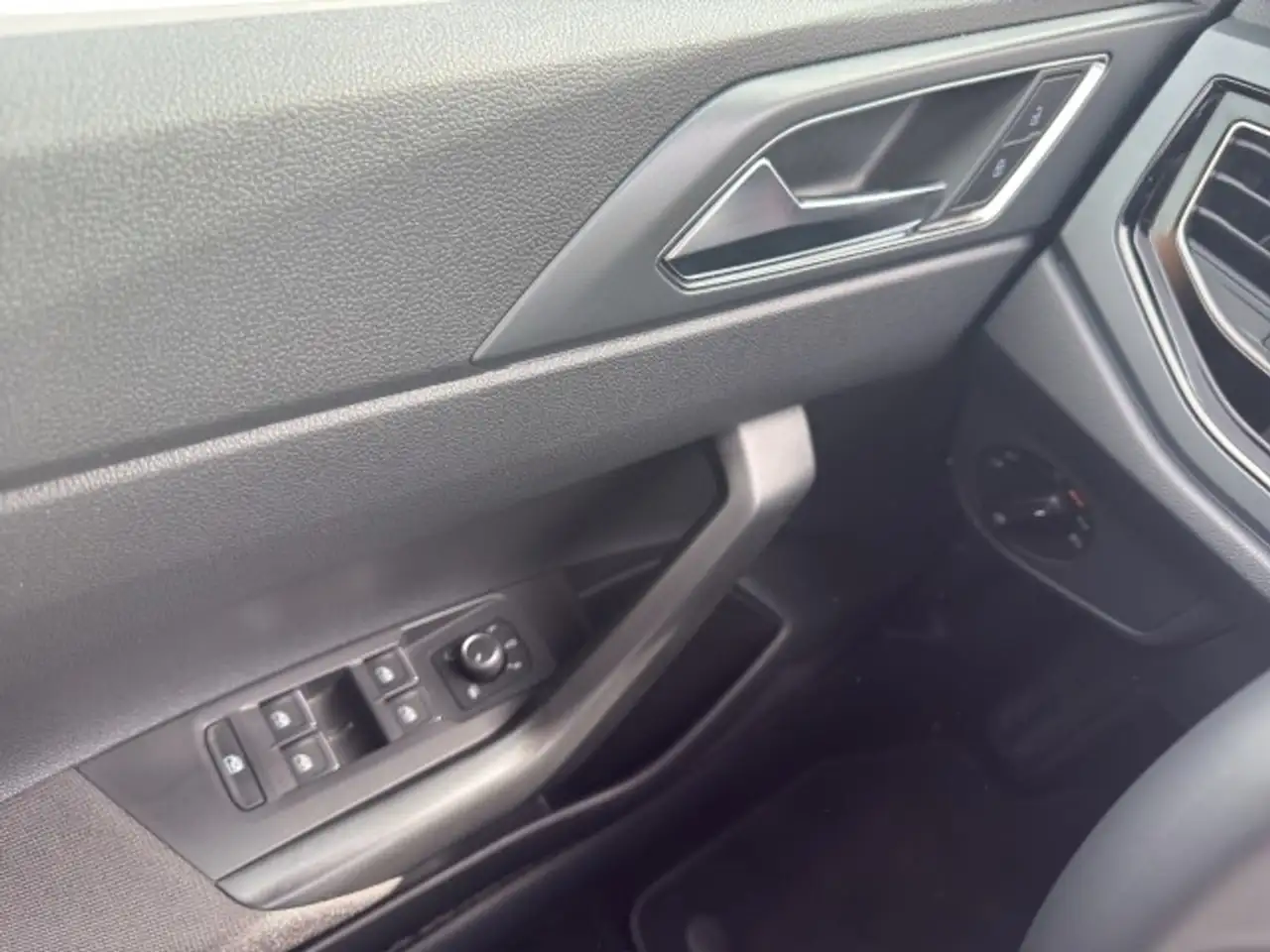 Volkswagen Taigo R-Line 1.5 TSI DSG IQ.LIGHT+NAVI+KAMERA+ Klima, миниатюра 11