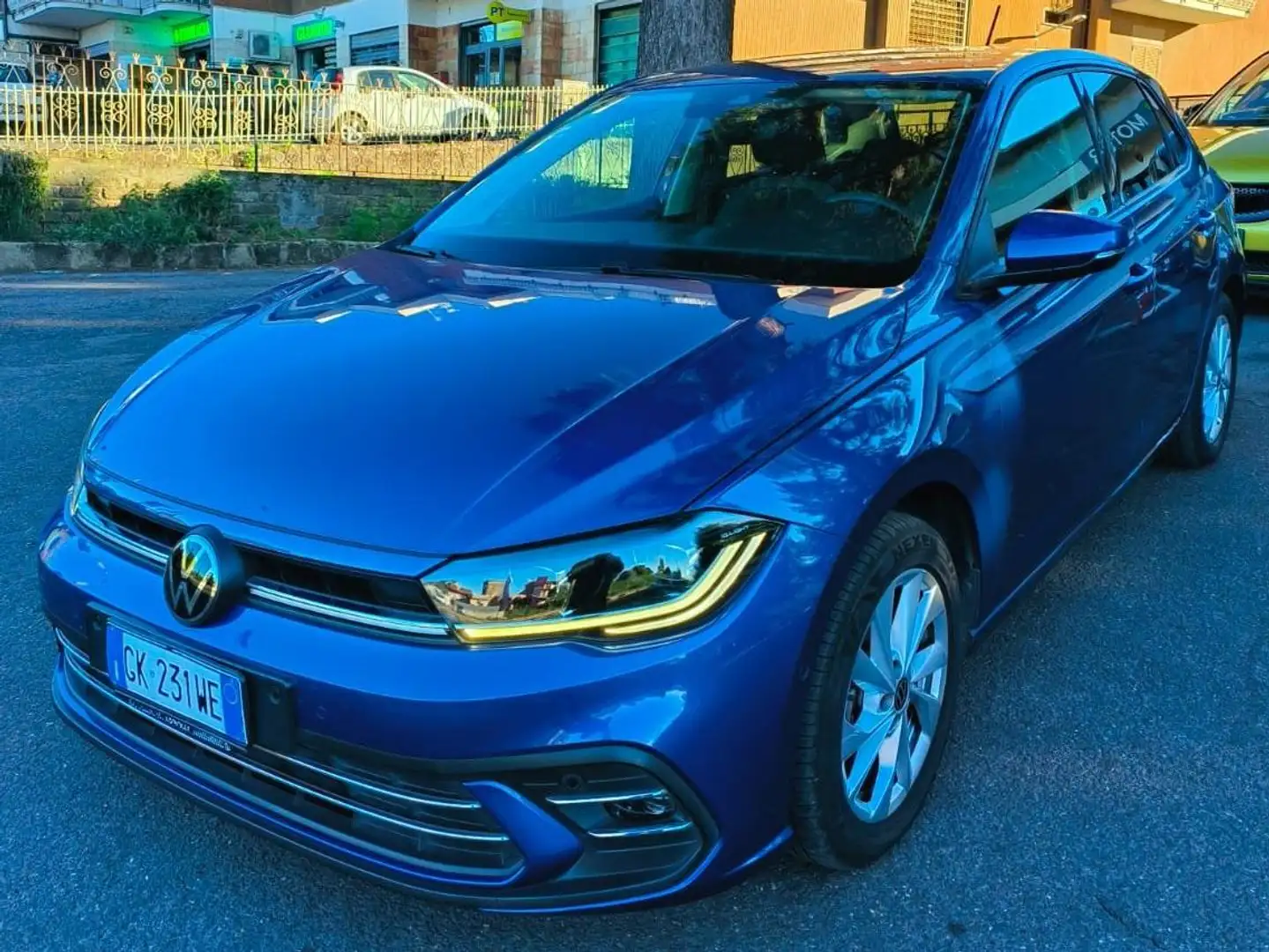 Volkswagen Polo Polo 1.0 tsi R-LINE 95cv 2022 Pronta Consegna Bleu - 2