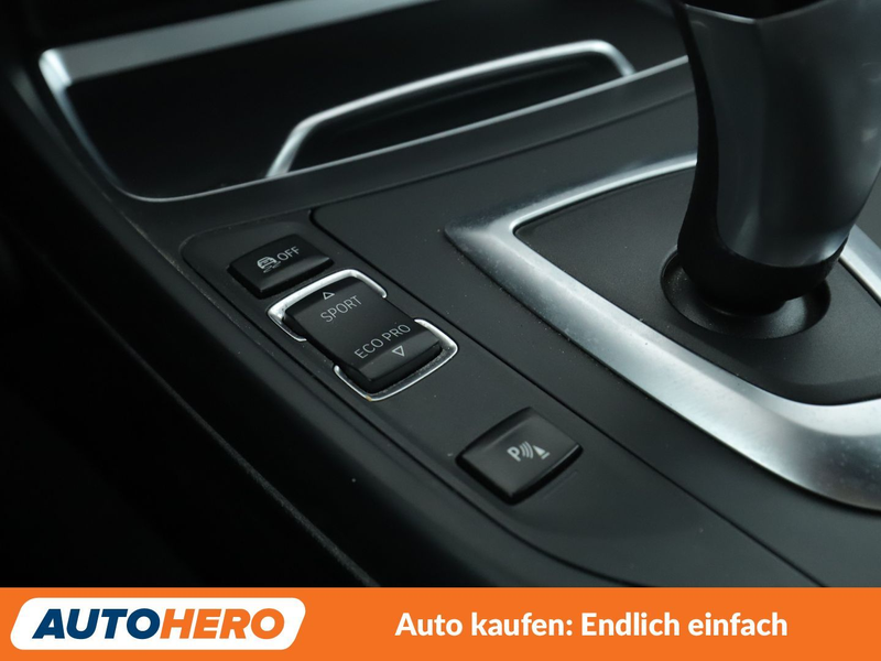 BMW 120 120i Edition M Sport Shadow Aut.*NAVI*LED*TEMPO* — photo 25