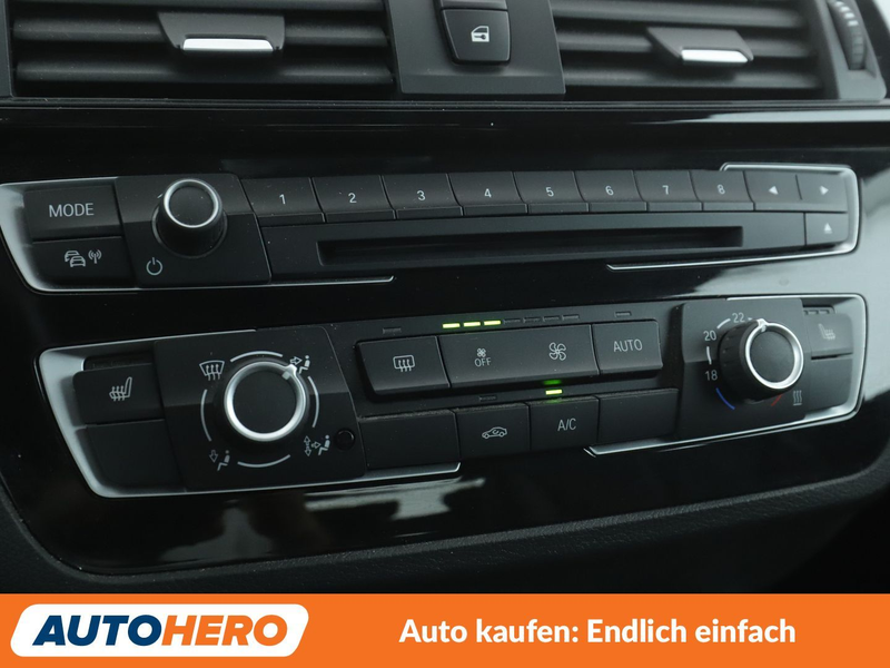 BMW 120 120i Edition M Sport Shadow Aut.*NAVI*LED*TEMPO* — photo 24